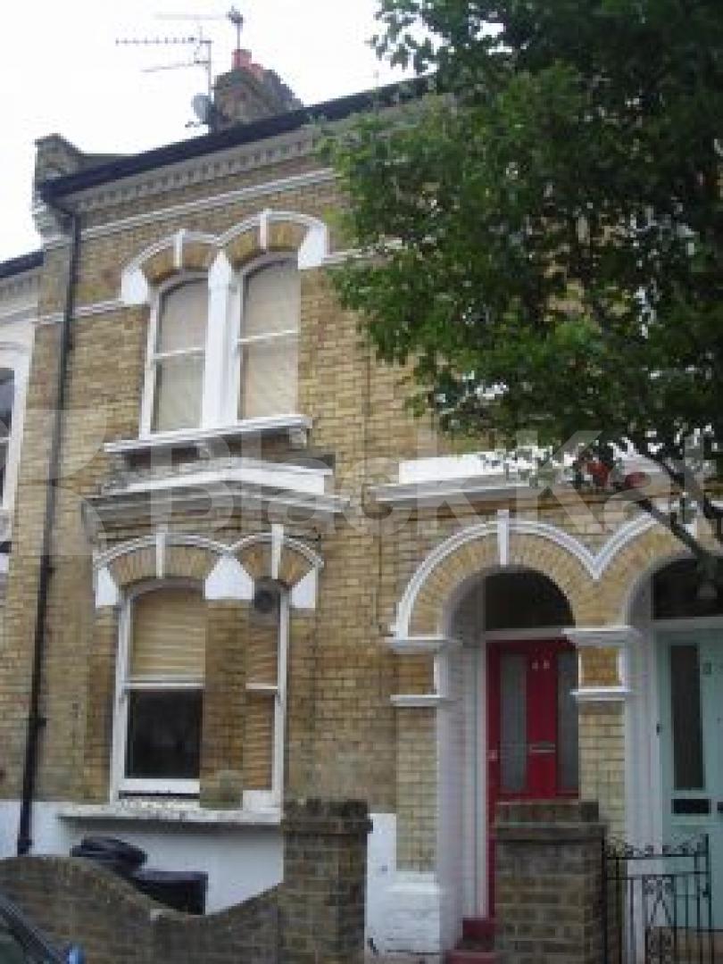 			new instruction, 1 Bedroom, 1 bath, 1 reception Flat			 Ryland Road, KENTISH TOWN
